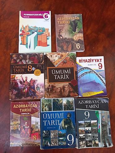 Школьные учебники: Məktəb dərslikləri dəsti Satışda müxtəlif siniflər üçün rəsmi proqram — 1