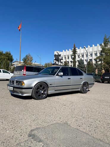 BMW: BMW 525: 1995 г., 2.5 л, Механика, Бензин, Седан