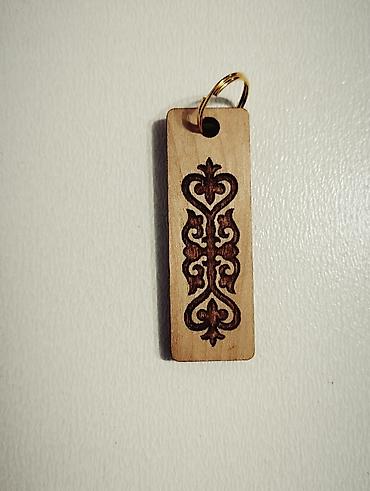 Брелоки: Брелок анти-потеряшка с указанием вашего номера телефона или любой at lalafo.kg — 3 Брелоки: Брелок анти-потеряшка с указанием вашего номера телефона или любой — 3