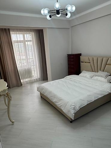 альбатрос: 2 комнаты, 68 м², Асанбай мкр Элитка, 10 этаж, Дизайнерский ремонт — 1