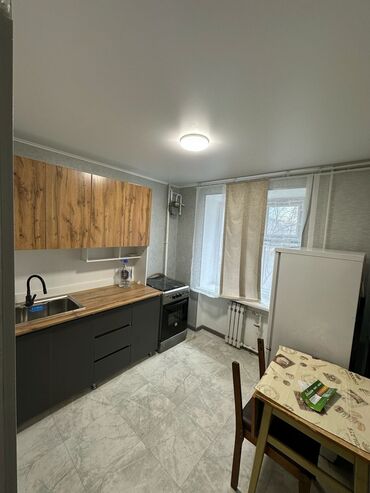 Продажа квартир: 1 комната, 32 м², Индивидуалка, 3 этаж, Евроремонт