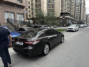 Продажа авто: Toyota Camry: 2018 г., Автомат, Бензин, Седан — 2
