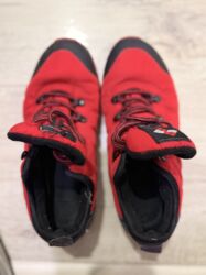 утеря документов: Зимние термо кроссовки/размер 38/уни
Отдам даром