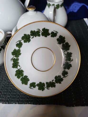 Ostali antikviteti: Servis za kafu 1977g+ Graf von Henneberg Nemacka. Servis je perfektan na lalafo.rs — 14 Ostali antikviteti: Servis za kafu 1977g+ Graf von Henneberg Nemacka. Servis je perfektan — 14