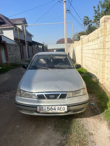 срочно продаю хонда серви: Daewoo Nexia: 2006 г., 1.6 л, Механика, Бензин, Седан