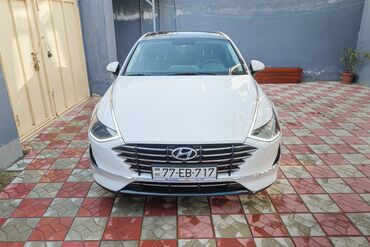 Hyundai: Hyundai Sonata: 2 l | 2022 il Sedan — 26