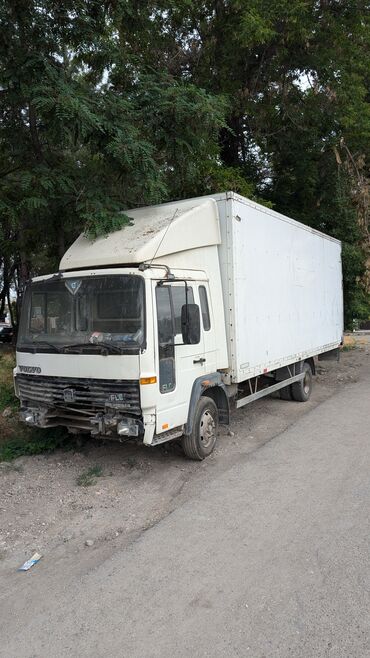 хова тяагач: Volvo : 6.9 л, Механика, Дизель, Van
