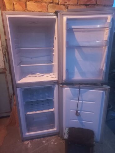 ремонт рефрижератора: Холодильник Avest, Б/у, Минихолодильник