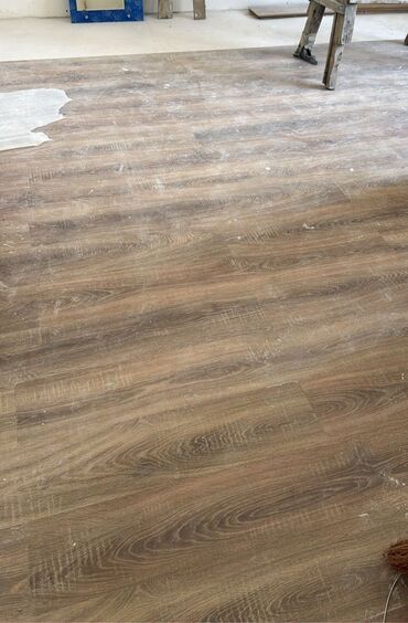 Linoleum: Laminat, Sinif - 34, Ünvandan götürmə, Zəmanətsiz, Kredit yoxdur