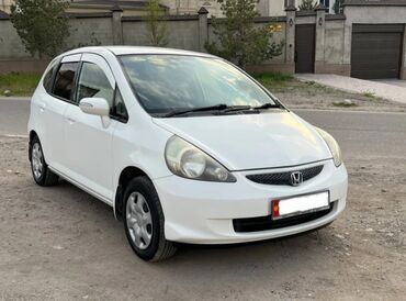 фит рестайлинг: Honda Fit: 2005 г., 1.3 л, Автомат, Бензин