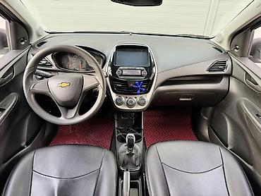 Chevrolet: Chevrolet Spark: 2017 г., 1 л, Механика, Бензин, Хэтчбэк — 10