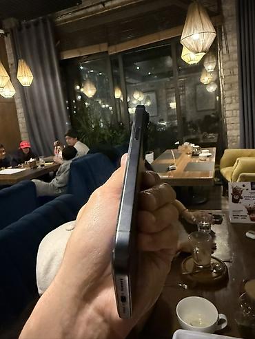 Мобильные телефоны и аксессуары: IPhone 15 Pro, Б/у, 512 ГБ, Черный, Зарядное устройство, Чехол, Коробка, 76 % — 3