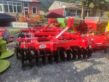 şirketten satılan yük maşınları: Diskli mala asılı qoşqu 24 ve 28 li İş genişliyi 2250sm (24lü) İş