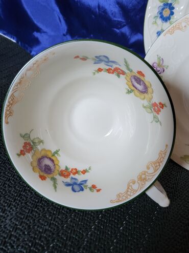 Kuhinjski setovi: Set Kahla porcelan Nemacka 1957+. Set nigde okrzan,napukao,polomljen — 6