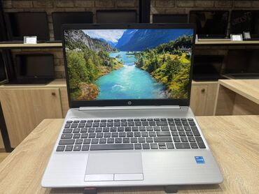 куплю ноутбук: 🎉🎊🎁Yeni Çanta və Mouse Hədiyyə 🎁🎊🎉 🖥️HP 250 G8 ✅Prosessoru : Core