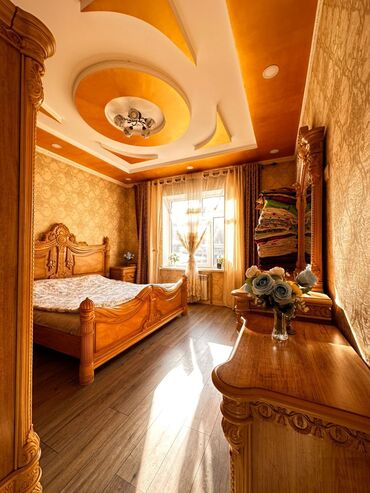 Долгосрочная аренда домов: 250 м², 7 комнат — 8