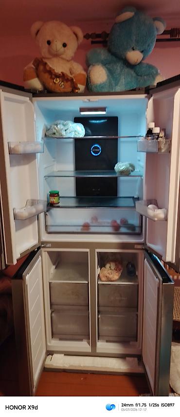 Soyuducular: Dörd qapılı, “side-by-side” tipli iri tutumlu soyuducu. İnox — 3