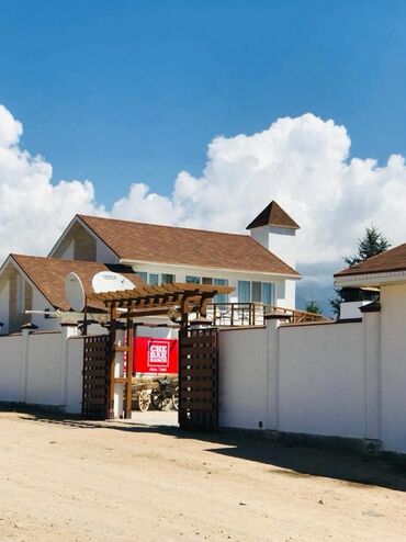 Отели и хостелы: Продам отель на Иссык- куле с. Тамчи, 230 км от г.Бишкек — 11