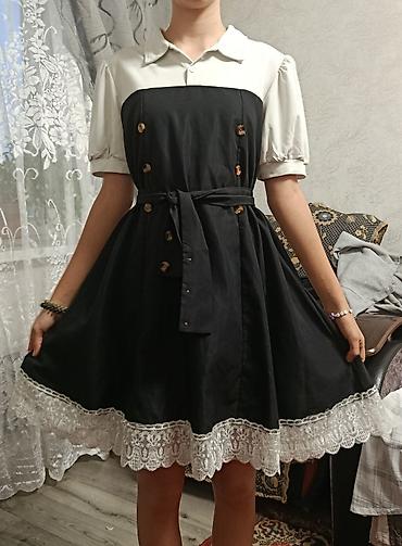 Продаю платье для девочки 10-12 лет,подходит для школы.Размер 40-42
