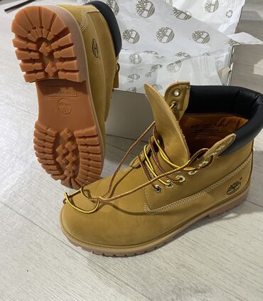 новогодние платья: Timberland продаю. Абсолютно новые. Схожесть с оригиналом 1 в 1