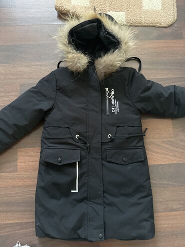 зимние батинки: Зимняя детская куртка (размер не подошёл, покупали за 3500 сома)