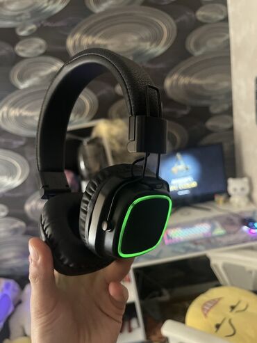 купить игровые наушники с микрофоном: Игровые накладные наушники с подсветкой - Форм‑фактор