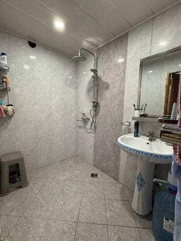 Köhnə tikili: Bakı, 4 otaqlı, Köhnə tikili, m. Xalqlar Dostluğu, 90 kv. m — 16