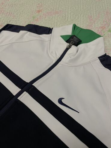nike куртки: Спортивный костюм S (EU 36), цвет - Белый