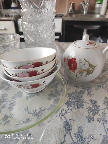 Наборы посуды: Набор кухонной утвари и посуды включает различные предметы для — 8