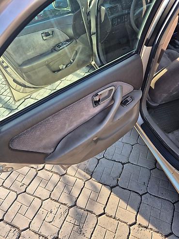 Транспорт: Toyota Camry: 1997 г., 2.2 л, Автомат, Бензин, Седан — 8