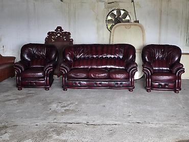 Stilske garniture: Kožni garnitura – bordo - Sastav: trosed sa tri jastuka za sedenje + — 6