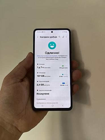 tableti polovni: Samsung A52s crni dual sim sim free sa 6/128 gb memorije. Dobro očuvan — 4