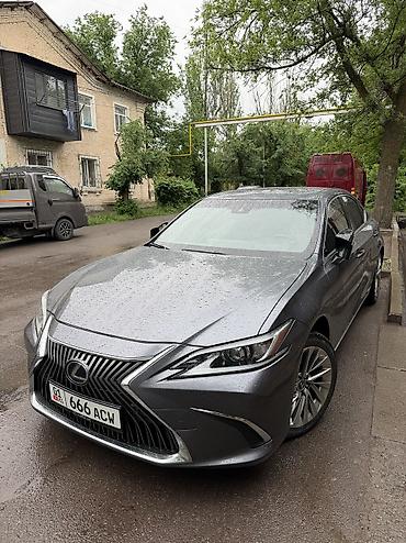 rx 330: Lexus ES: 2019 г., 2.5 л, Вариатор, Гибрид, Седан — 2
