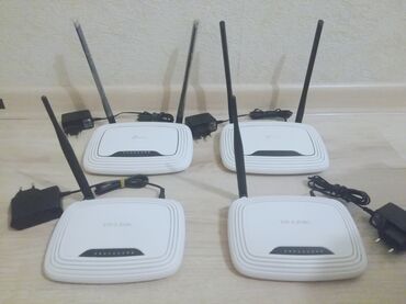 Модемы и сетевое оборудование: Wi-Fi роутеры, вай фай роутер, WiFi маршрутизаторы, вайфай router