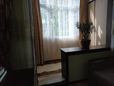 спортивный уголок: Квартира 1 комнатная. В 5-м микрорайоне. Кухонный гарнитур угловой — 8