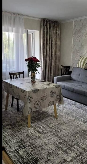 срочно продается квартира: 3 комнаты, 60 м², Индивидуалка, 3 этаж, Свежий ремонт