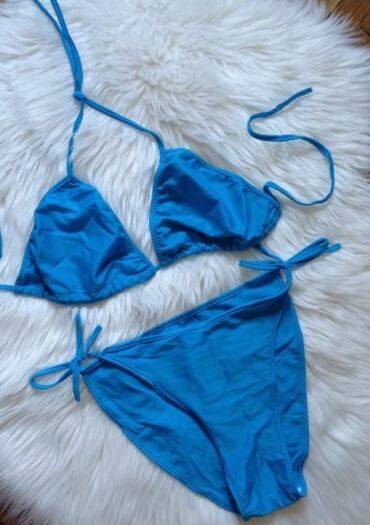 Plavi bikini, l vel
Nema ostacena
Fixno cena
