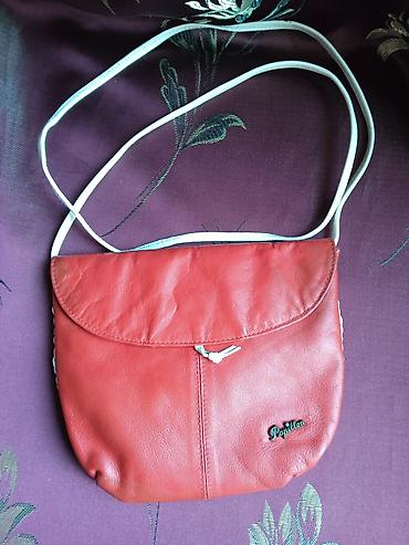 charles keith: Çiyin çantası, Charles & Keith, Yeni — 3