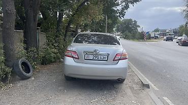 Транспорт: Toyota Camry: 2010 г., Автомат, Бензин, Седан — 4