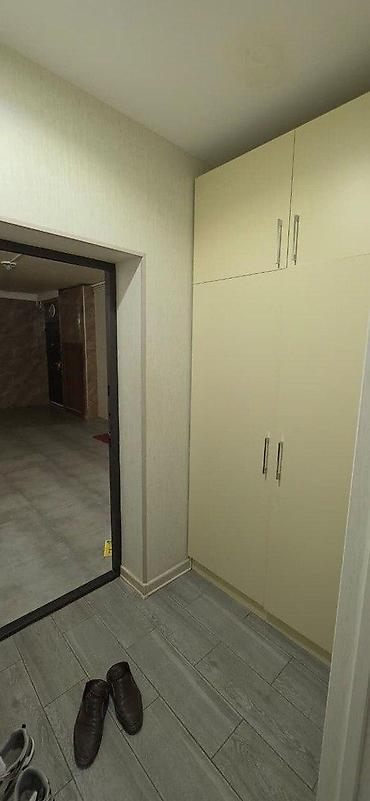 kiraye ev ecemide: İcarəyə verilir 3 otaqlı yeni tikili 135 m², 8 Noyabr m. 1 050 AZN/ay — 7