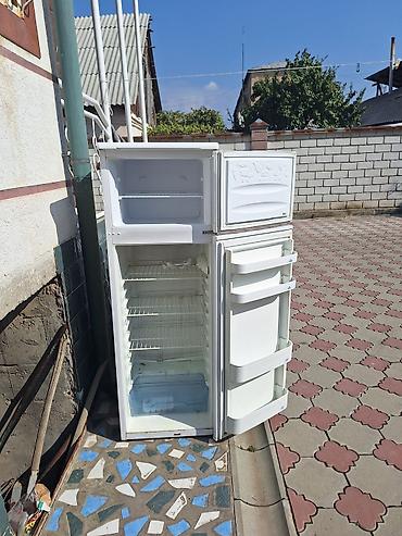 ps3 internet: Холодильник Beko, двухкамерный, классический белый цвет. Особенности — 3