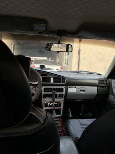 Mazda: Mazda 626: 1991 г., 2 л, Механика, Бензин, Хэтчбэк — 5