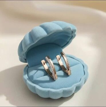 Minđuše: Mindjuse po super ceni 
1300 din /par 
2 para 1600 din — 8