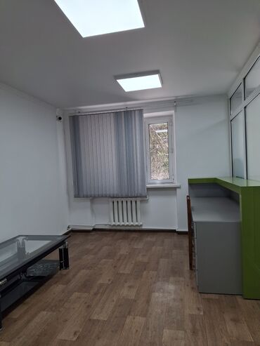 аренда помещения на ошском рынке: Ижарага берем Кабинет Стоматолог үчүн, Административдик имаратта, 14 кв. м, Узак мөөнөткө, 1-катар, Жабдуулары менен