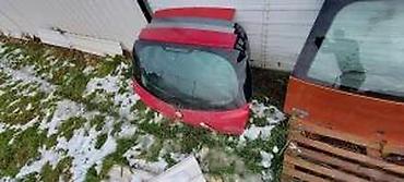 prolutex mk: ALFA 147 GEPEK VRATA SA STAKLOM | Vise boja na stanju za alfu 147 do — 1