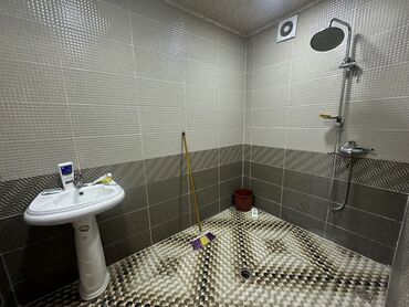 Uzunmüddətli kirayə mənzillər: Abweron Rayonu Mehdabad Qesebesi Tam merkezde 12mertebeli binanin — 7