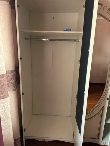 шкаф с зеркалой: Шкаф для одежды, Прямой, ЛДСП