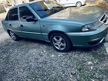 май жубаз: Daewoo Nexia: 2008 г., Кол менен иштөөчү, Бензин, Седан — 4