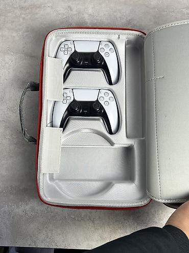 Другие аксессуары: Жесткий кейс-переноска для PlayStation 5 - Формат: кейс с жесткими — 5