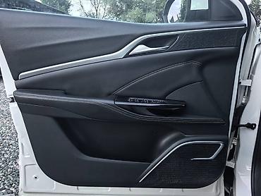 byd e1: Электромобиль neta U Pro (надписи на кузове: neta“U”, “Pro”). Кузов — 7